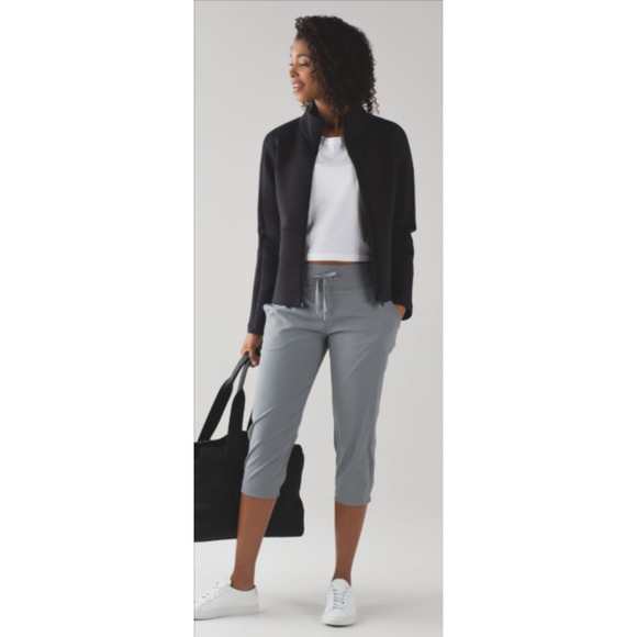 Lululemon Dance Studio Unlined Jogger Crop Pant Gray 20" Sz 4 - Picture 3 of 7